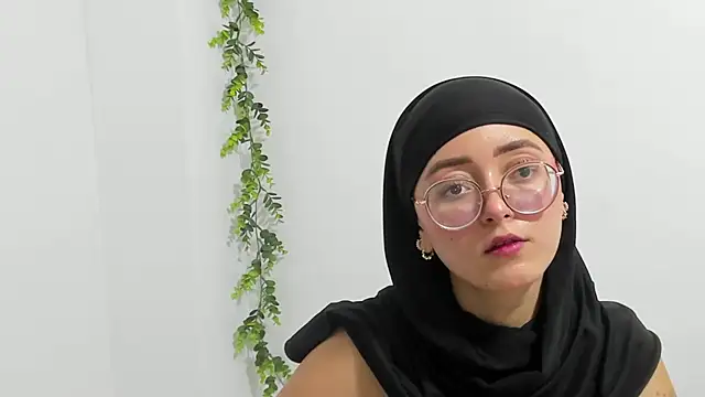 Snapshot of aysel_elid chatting on December 4, 2024, 9:51 pm aysel elid online show from December 4, 2024, 9:51 pm