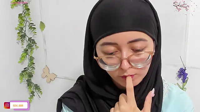 Snapshot of aysel_elid chatting on October 7, 2025, 11:17 pm aysel elid online show from October 7, 2025, 11:17 pm