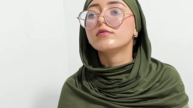 Snapshot of aysel_elid chatting on December 7, 2024, 1:19 am aysel elid online show from December 7, 2024, 1:19 am