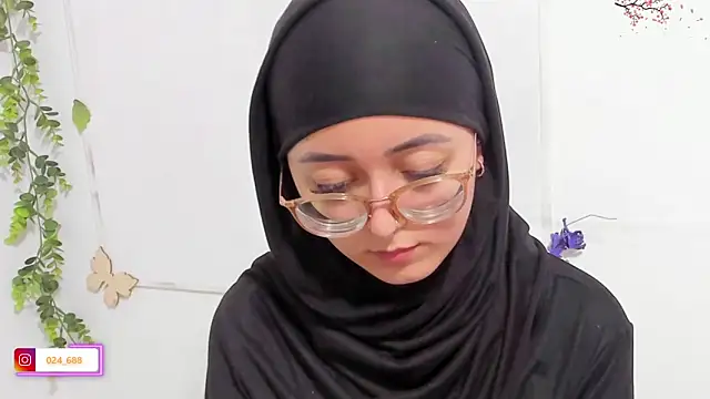 Snapshot of aysel_elid chatting on September 10, 2025, 11:37 pm aysel elid online show from September 10, 2025, 11:37 pm