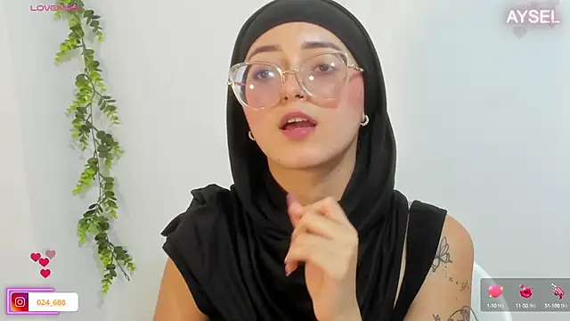 Snapshot of aysel_elid chatting on February 5, 2025, 9:18 pm aysel elid online show from February 5, 2025, 9:18 pm