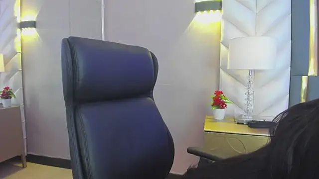 ChloeHarper  online show from March 13, 2026, 11:48 am