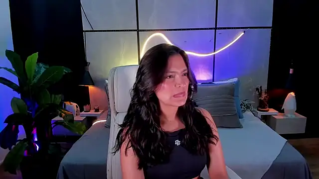 Snapshot of Gia_Mazzon chatting on September 24, 2025, 4:46 pm Gia Mazzon online show from September 24, 2025, 4:46 pm