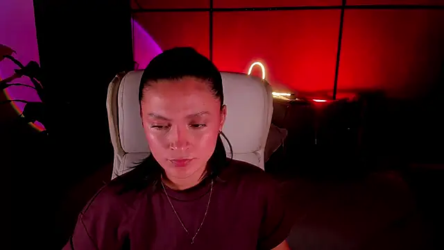 Gia Mazzon online show from February 25, 2026, 5:35 pm