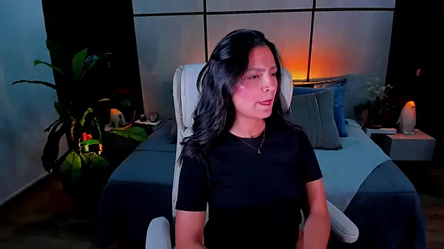 Gia Mazzon online show from March 3, 2025, 7:17 pm