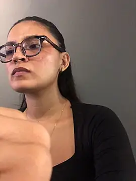 Gia Mazzon online show from June 3, 2026, 4:44 pm