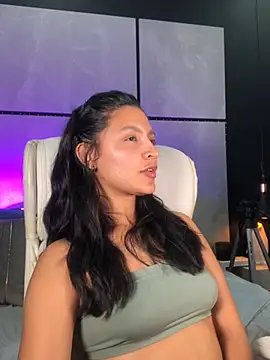 Gia Mazzon online show from February 14, 2025, 11:20 pm