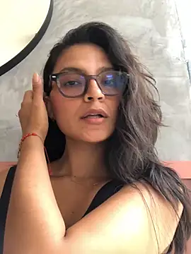 Gia Mazzon online show from June 1, 2026, 5:12 pm
