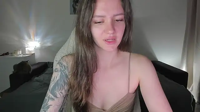 Snapshot of Sonia_moon_ chatting on September 18, 2025, 2:25 am Sonia moon online show from September 18, 2025, 2:25 am