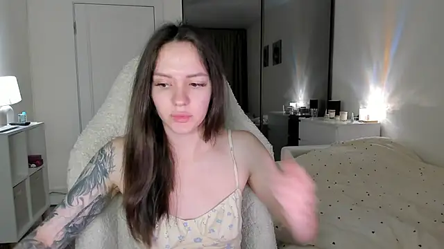 Snapshot of Sonia_moon_ chatting on October 20, 2025, 3:08 am Sonia moon online show from October 20, 2025, 3:08 am