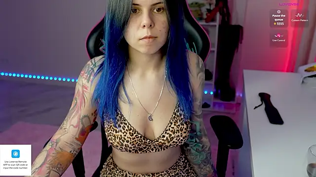 Snapshot of Latex_Kitty chatting on February 25, 2026, 3:34 pm Latex Kitty online show from February 25, 2026, 3:34 pm