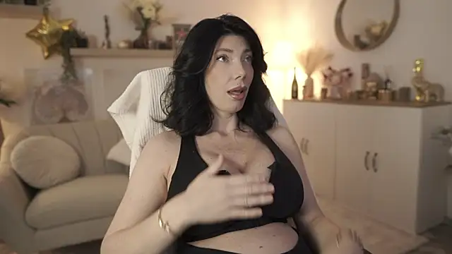 Snapshot of ViviRuth chatting on November 1, 2025, 7:46 am ViviRuth online show from November 1, 2025, 7:46 am