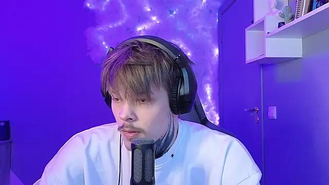 DENIS HERE online show from January 22, 2025, 6:10 am