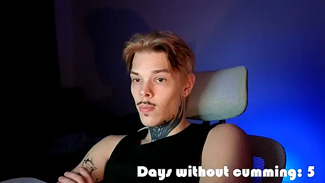 DENIS HERE online show from April 24, 2026, 7:27 pm