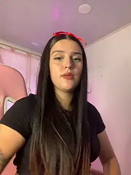 violet-333 online show from December 7, 2024, 4:53 pm