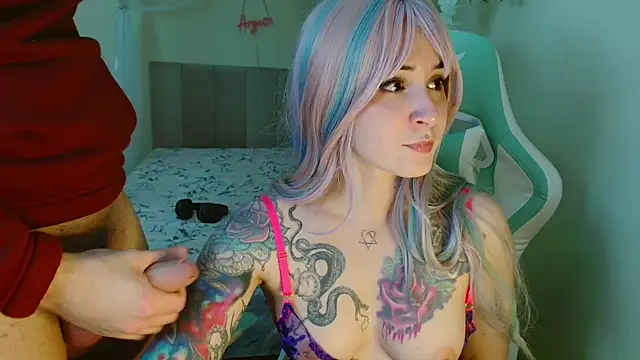 Snapshot of Ahrya_ chatting on September 15, 2025, 10:10 pm Ahrya  online show from September 15, 2025, 10:10 pm