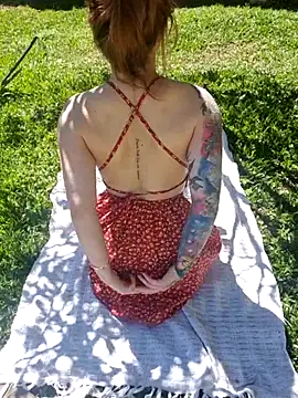 Snapshot of Ahrya_ chatting on October 21, 2025, 5:23 pm Ahrya  online show from October 21, 2025, 5:23 pm