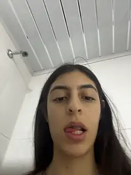 cristel 17 online show from March 21, 2026, 4:33 pm