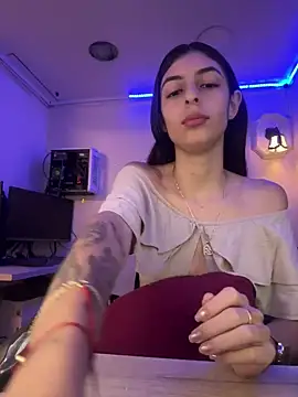 cristel 17 online show from December 8, 2024, 12:08 pm