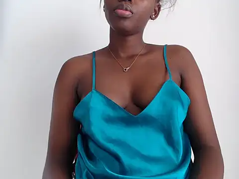 black   ghodess online show from September 22, 2025, 10:32 am