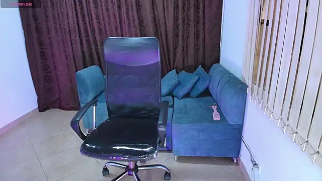meliboobs  online show from March 8, 2025, 4:34 am