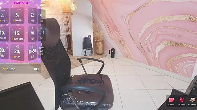 Snapshot of meliboobs_ chatting on October 18, 2025, 9:00 am meliboobs  online show from October 18, 2025, 9:00 am