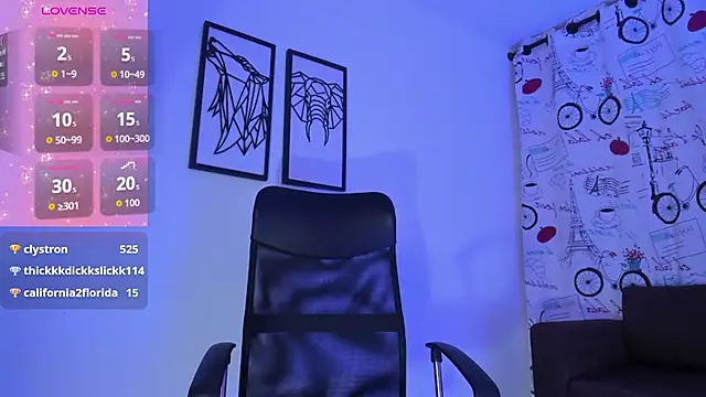 Snapshot of meliboobs_ chatting on November 25, 2025, 9:53 am meliboobs online show from November 25, 2025, 9:53 am