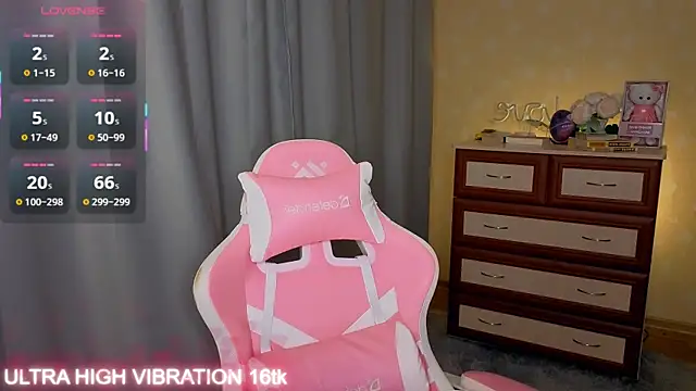 cutie mili online show from April 5, 2026, 2:24 pm