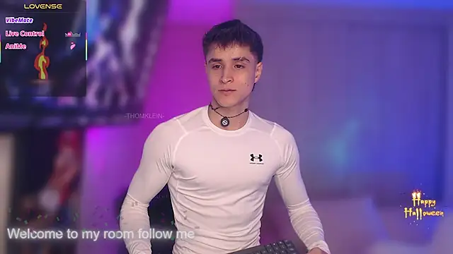 Snapshot of thomklein chatting on October 25, 2025, 10:14 am thomklein online show from October 25, 2025, 10:14 am