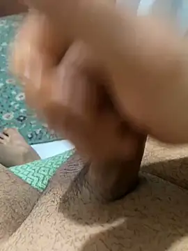 azginnn35 online show from October 7, 2025, 8:59 am