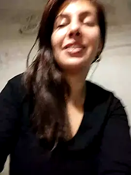 scarlett moore online show from March 2, 2025, 1:37 am