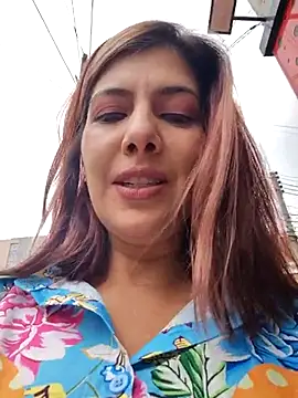 scarlett moore online show from November 19, 2025, 3:45 pm