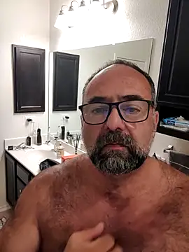 Snapshot of chainjulious chatting on March 4, 2025, 3:48 pm chainjulious online show from March 4, 2025, 3:48 pm