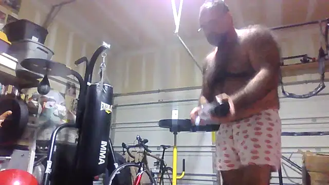 Snapshot of chainjulious chatting on October 8, 2025, 12:50 pm chainjulious online show from October 8, 2025, 12:50 pm