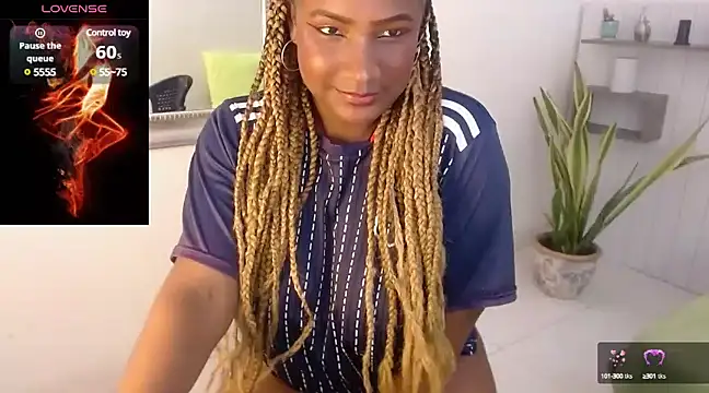 Snapshot of NikitaKiss chatting on March 3, 2025, 1:01 pm NikitaKiss online show from March 3, 2025, 1:01 pm