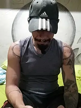 Snapshot of iirgastam3 chatting on October 10, 2025, 10:21 pm iirgastam3 online show from October 10, 2025, 10:21 pm