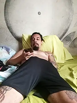 Snapshot of iirgastam3 chatting on October 9, 2025, 7:47 pm iirgastam3 online show from October 9, 2025, 7:47 pm