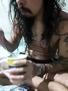 Snapshot of iirgastam3 chatting on September 24, 2025, 11:43 pm iirgastam3 online show from September 24, 2025, 11:43 pm