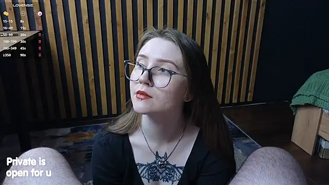 Snapshot of alicepugh chatting on October 11, 2025, 6:53 pm alicepugh online show from October 11, 2025, 6:53 pm