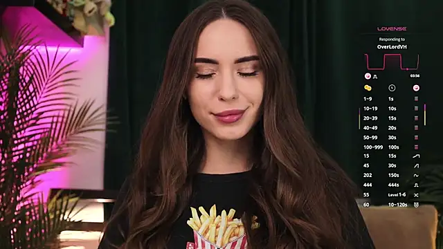 Snapshot of BabyYoda- chatting on November 1, 2025, 6:57 pm BabyYoda- online show from November 1, 2025, 6:57 pm