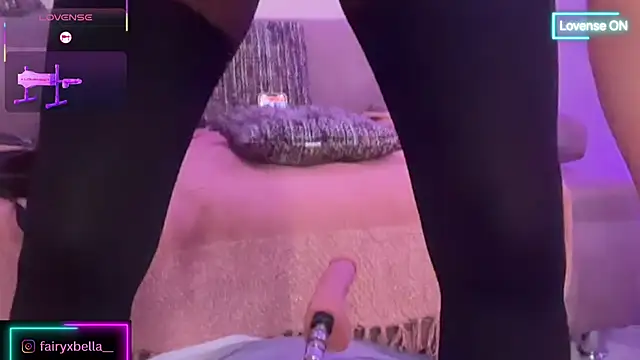 xxbabyxgiiirlxx online show from October 29, 2025, 7:57 pm