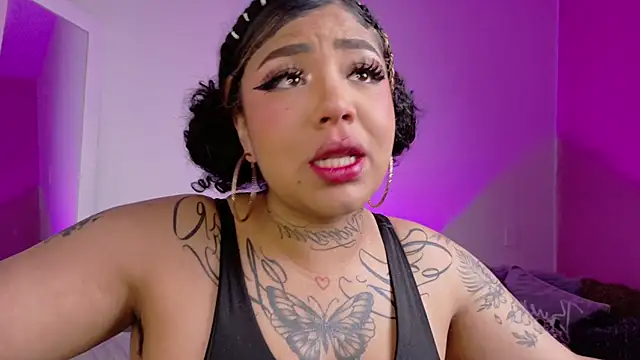 foxxy-lov3 online show from February 21, 2026, 12:18 pm