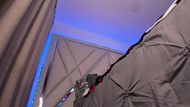 Snapshot of andreafernandz chatting on October 27, 2025, 11:38 pm andreafernandz online show from October 27, 2025, 11:38 pm