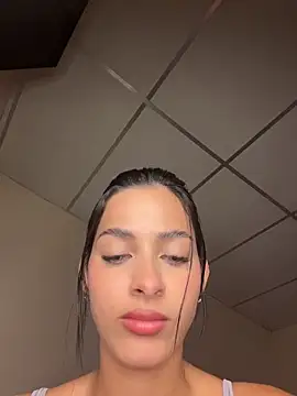 Snapshot of violetta-brown1 chatting on February 26, 2026, 3:06 am violetta-brown1 online show from February 26, 2026, 3:06 am