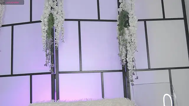 Snapshot of Xenomy chatting on September 23, 2025, 6:42 am Xenomy online show from September 23, 2025, 6:42 am