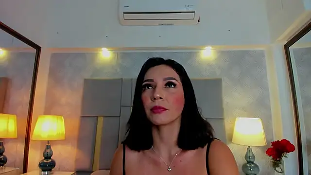 Camilaa Sanchez  online show from February 27, 2025, 10:55 am