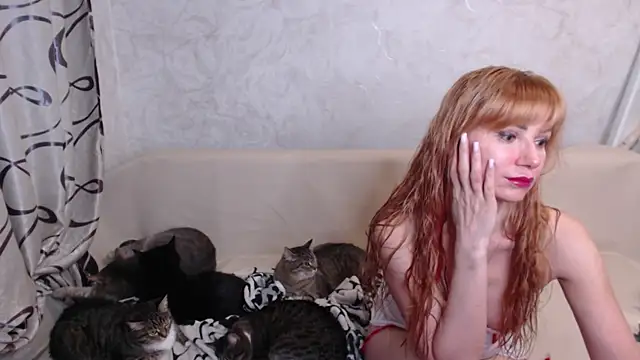 Snapshot of Olivia_Winston chatting on October 20, 2025, 11:27 pm Olivia Winston online show from October 20, 2025, 11:27 pm