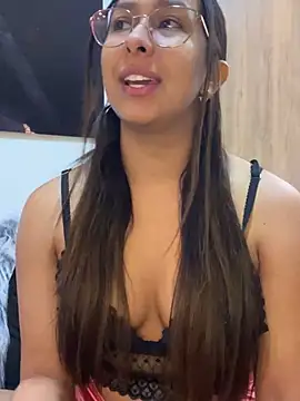 AmelyaMann online show from February 21, 2025, 12:49 pm