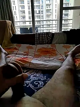 Nuttysub online show from February 22, 2025, 6:39 am