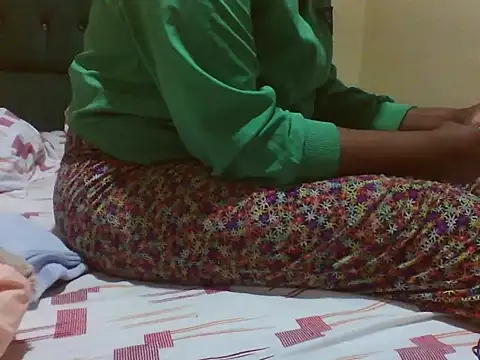 Sexy Riri online show from June 2, 2026, 3:17 am